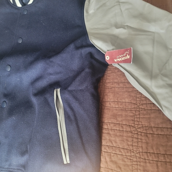 Varsity Jacket XL child (NEW) - Picture 4 of 16